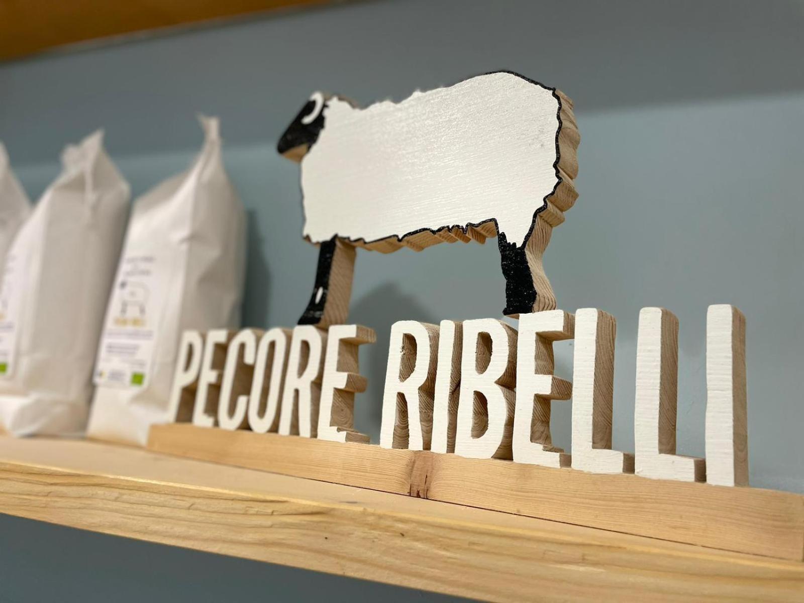 Pecore Ribelli Mira Exteriör bild